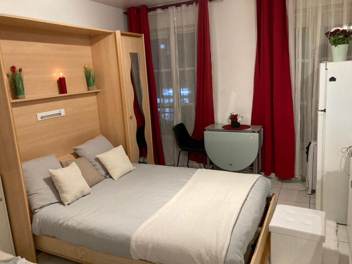 Studio Calme Et Eclaire Proche De Nation C Apartment Paris Luaran gambar